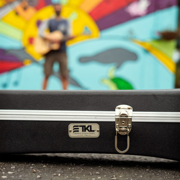 Concept™ 2.9 Dreadnought 6 String Pro-Form® USA Molded Guitar Case lifestyle