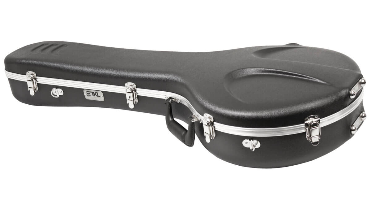 black molded banjo case
