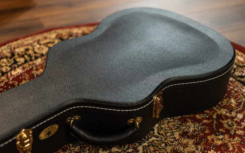 TKL AVS American Vintage Series Dreadnought Case archtop construction