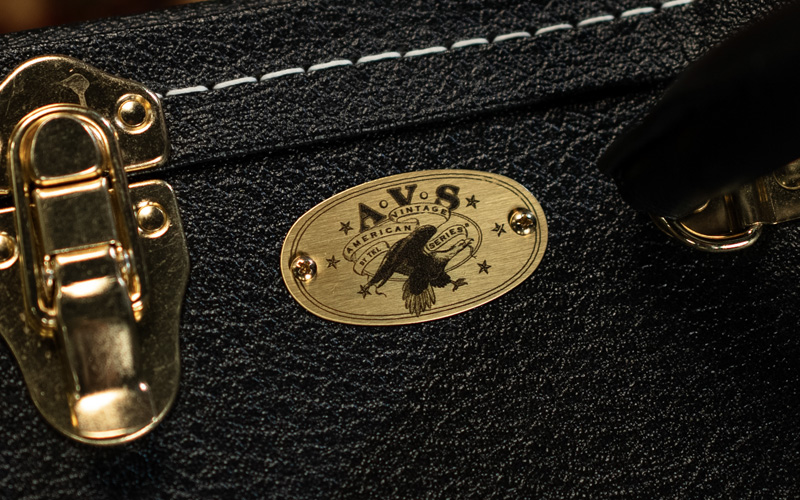 TKL AVS American Vintage Series Dreadnought Case badge