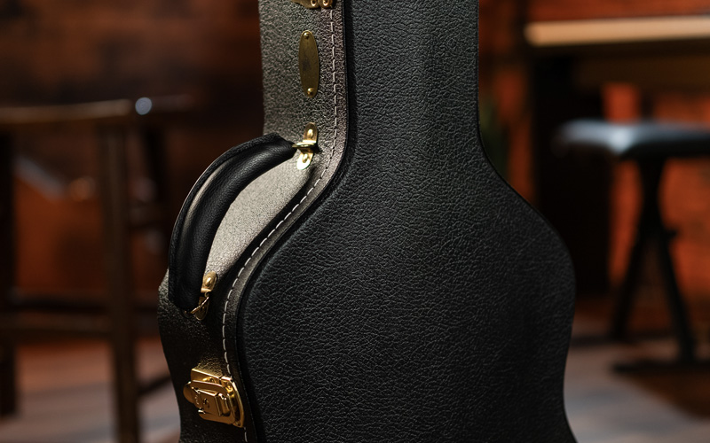 TKL-AVS-American-Vintage-Series-OM-Case-Handle-Grip
